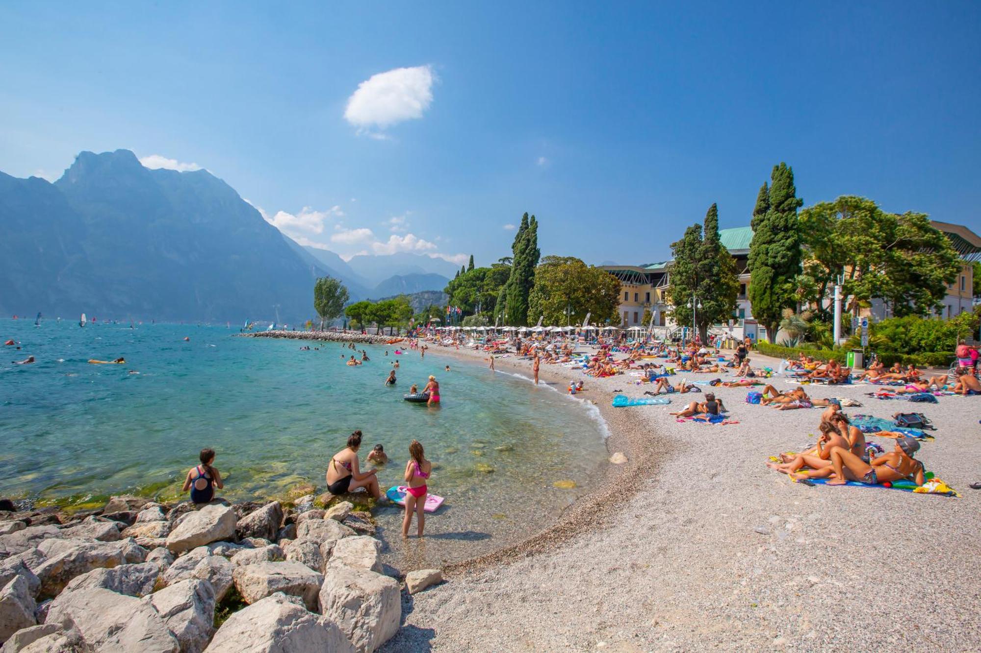 Residenza Rocca Del Lago - Happy Rentals Riva del Garda Bagian luar foto